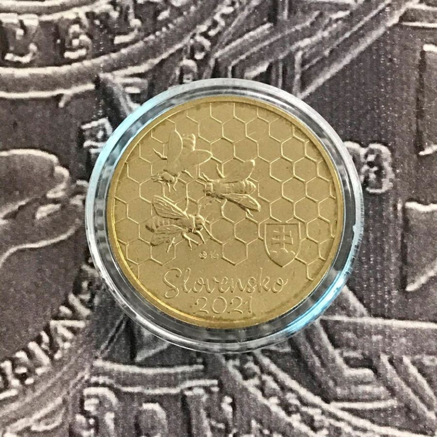 5 евро Словакия 2021 - Медоносная пчела (в капсуле) фото 3