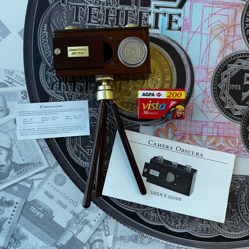 Камера Обскура - 180 лет фотографии - о.Кука, 2006 год, 2 доллара фото 4