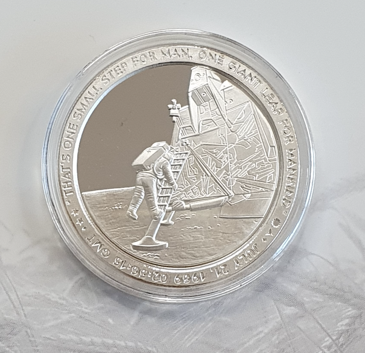 Аполлон 11 - Один маленький шаг | серебро 2019 год | раунд фото 4