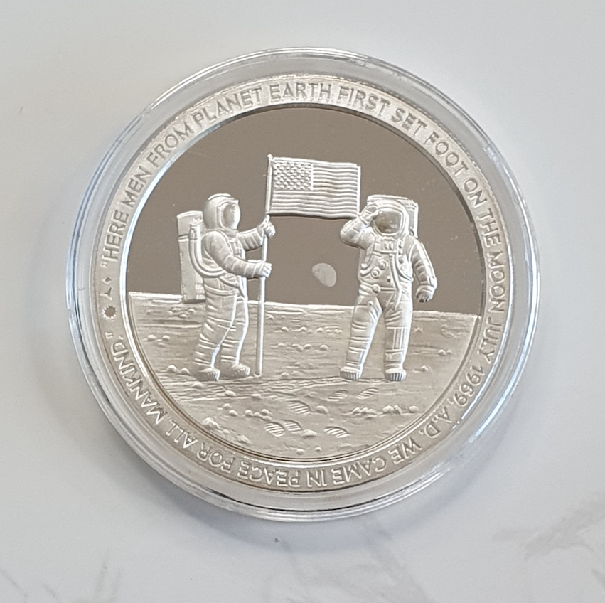 Аполлон 11 | Для всего человечества | серебро 2019 год | раунд фото 3