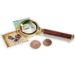 Лупа с деревянной ручкой и позолоченным ободом для линзы (5-и кратная, размер линзы 30 мм) фото 1