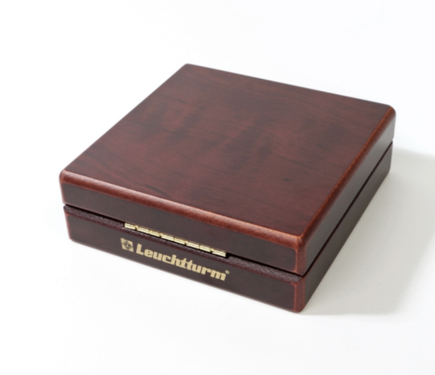 Деревянный футляр Volterra для 1 монеты Leuchtturm фото 4